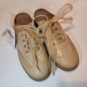 NWT Celebrity Pink Women's Size 10 Wally Beige Tan Raffia Mule Slip-On Shoes